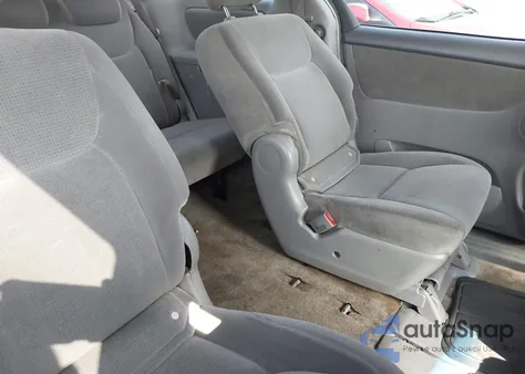 2005 Toyota Sienna Le from USA, damaged, VIN 5TDZA23C95S264294